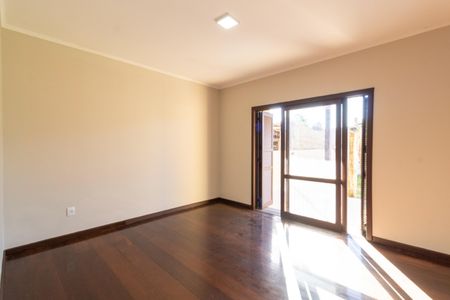 Casa à venda com 300m², 4 quartos e 3 vagas Casa à venda com 300m², 4 quartos e 3 vagasSala de Jantar