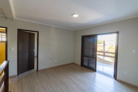 Casa à venda com 300m², 4 quartos e 3 vagas Casa à venda com 300m², 4 quartos e 3 vagasSala 2