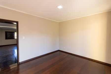 Casa à venda com 300m², 4 quartos e 3 vagas Casa à venda com 300m², 4 quartos e 3 vagasSala de Jantar