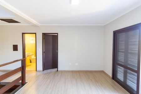 Casa à venda com 300m², 4 quartos e 3 vagas Casa à venda com 300m², 4 quartos e 3 vagasSala 2