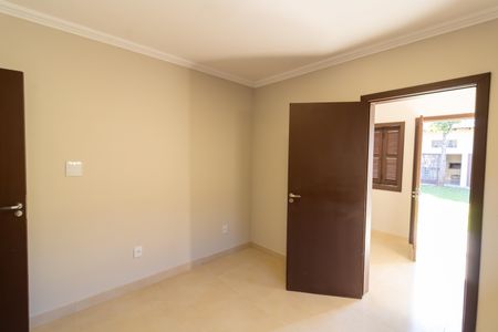 Casa à venda com 300m², 4 quartos e 3 vagas Casa à venda com 300m², 4 quartos e 3 vagasCozinha
