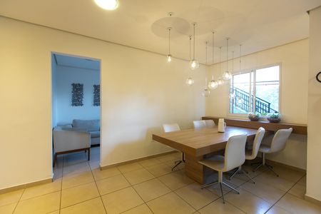 Apartamento à venda com 44m², 2 quartos e 1 vaga Apartamento à venda com 44m², 2 quartos e 1 vagaÁrea comum - Salão de Festas