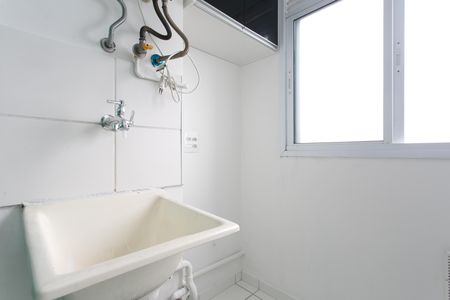 Apartamento à venda com 44m², 2 quartos e 1 vaga Apartamento à venda com 44m², 2 quartos e 1 vagaÁrea de Serviço
