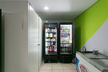 Apartamento à venda com 44m², 2 quartos e 1 vaga Apartamento à venda com 44m², 2 quartos e 1 vagaÁrea comum - Mercadinho