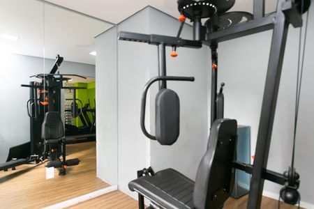 Apartamento à venda com 44m², 2 quartos e 1 vaga Apartamento à venda com 44m², 2 quartos e 1 vagaÁrea comum - Academia