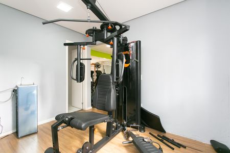 Apartamento à venda com 44m², 2 quartos e 1 vaga Apartamento à venda com 44m², 2 quartos e 1 vagaÁrea comum - Academia