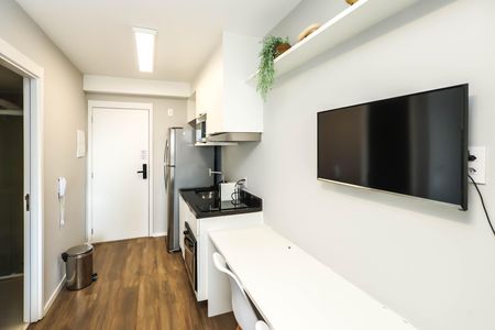 Cozinha de apartamento para alugar com 1 quarto, 25m² em Vila Mariana, São Paulo