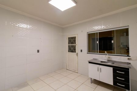 Casa para alugar com 90m², 2 quartos e sem vagaCozinha