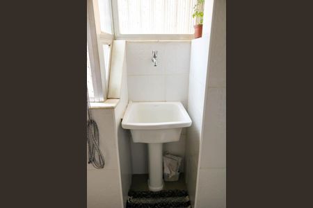 Apartamento à venda com 65m², 2 quartos e 1 vagaÁrea de Serviço