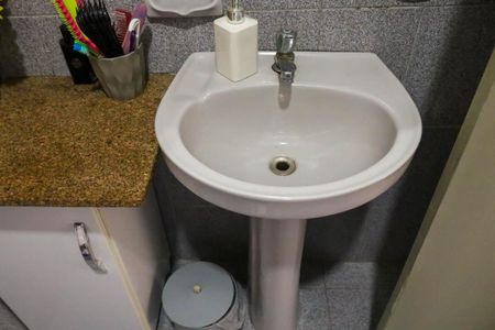 Apartamento à venda com 65m², 2 quartos e 1 vagaBanheiro 