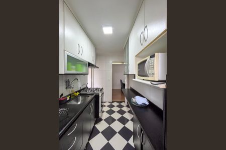Apartamento à venda com 62m², 2 quartos e 1 vaga Apartamento à venda com 62m², 2 quartos e 1 vagaCozinha