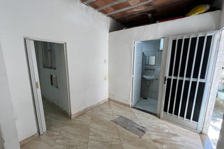 Sala de kitnet/studio para alugar com 1 quarto, 25m² em Freguesia (ilha do Governador), Rio de Janeiro