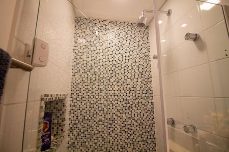 Apartamento à venda com 100m², 2 quartos e 2 vagas Apartamento à venda com 100m², 2 quartos e 2 vagasBanheiro