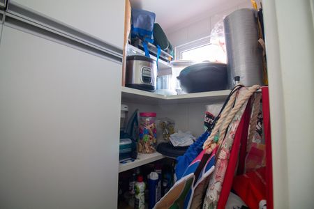 Apartamento à venda com 100m², 2 quartos e 2 vagas Apartamento à venda com 100m², 2 quartos e 2 vagasDispensa