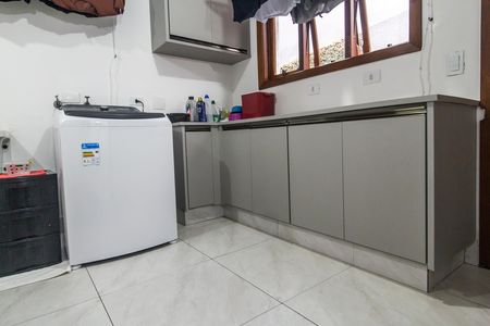 Casa de condomínio à venda com 385m², 4 quartos e 4 vagasÁrea de Serviço