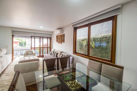 Sala  de casa de condomínio à venda com 4 quartos, 385m² em Residencial Seis (alphaville), Santana de Parnaíba
