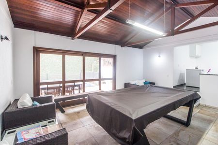 Casa de condomínio à venda com 385m², 4 quartos e 4 vagasSala de Jogos