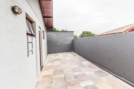 Casa de condomínio à venda com 385m², 4 quartos e 4 vagasQuintal