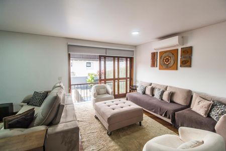 Casa de condomínio à venda com 385m², 4 quartos e 4 vagasSala 