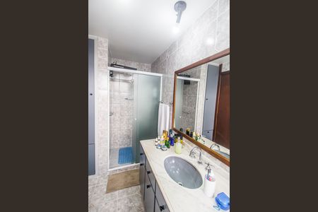 Casa de condomínio à venda com 385m², 4 quartos e 4 vagasBanheiro da Suíte
