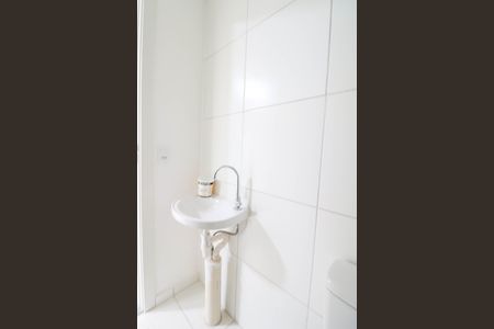 Banheiro de apartamento para alugar com 2 quartos, 38m² em Jardim São Luís, São Paulo