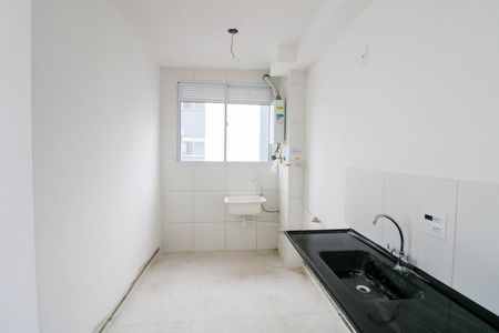 Sala / Cozinha de apartamento para alugar com 2 quartos, 38m² em Jardim São Luís, São Paulo