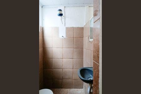 Banheiro de casa para alugar com 1 quarto, 120m² em Campo Grande, Rio de Janeiro