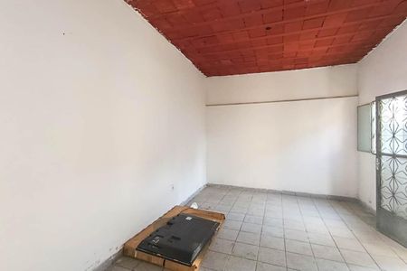 Sala de casa para alugar com 1 quarto, 120m² em Campo Grande, Rio de Janeiro