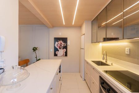 Apartamento à venda com 79m², 3 quartos e 2 vagasCozinha