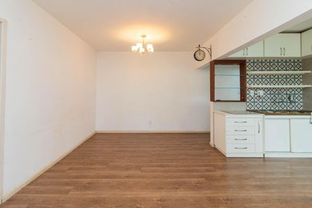 Sala de apartamento para alugar com 2 quartos, 80m² em Azenha, Porto Alegre