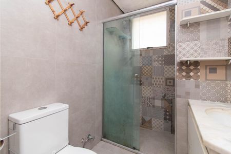 Apartamento à venda com 80m², 2 quartos e 1 vaga Apartamento à venda com 80m², 2 quartos e 1 vagaBanheiro