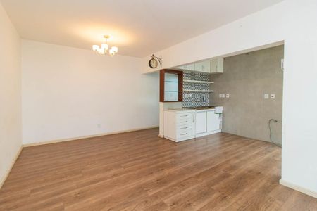 Sala de apartamento para alugar com 2 quartos, 80m² em Azenha, Porto Alegre