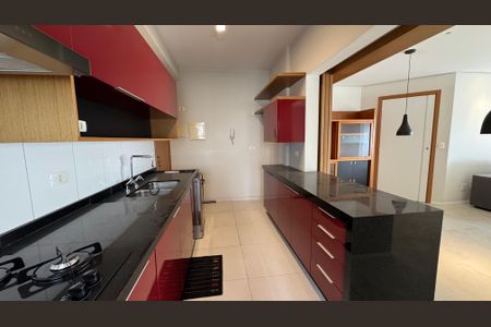Apartamento à venda com 103m², 2 quartos e 2 vagasCozinha 