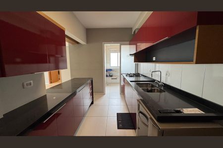 Apartamento à venda com 103m², 2 quartos e 2 vagasCozinha 