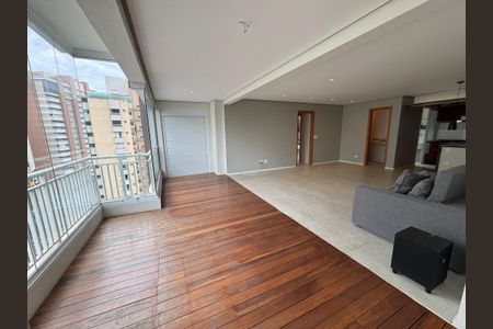 Apartamento à venda com 103m², 2 quartos e 2 vagasSacada