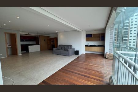 Apartamento à venda com 103m², 2 quartos e 2 vagasSala 