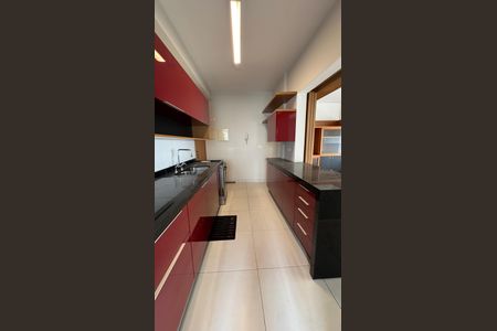 Apartamento à venda com 103m², 2 quartos e 2 vagasCozinha 