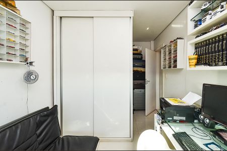 Apartamento à venda com 190m², 3 quartos e 4 vagasQuarto Cobertura