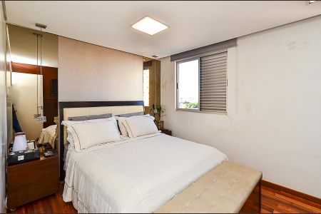 Apartamento à venda com 190m², 3 quartos e 4 vagasSuíte