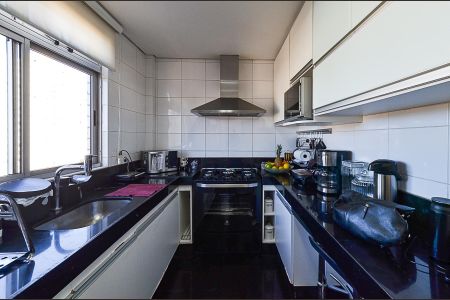 Apartamento à venda com 190m², 3 quartos e 4 vagasCozinha
