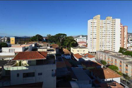 Apartamento à venda com 190m², 3 quartos e 4 vagasVista