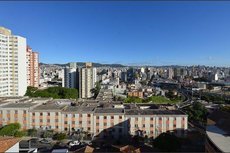 Apartamento à venda com 190m², 3 quartos e 4 vagasVista