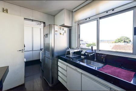 Apartamento à venda com 190m², 3 quartos e 4 vagasCozinha