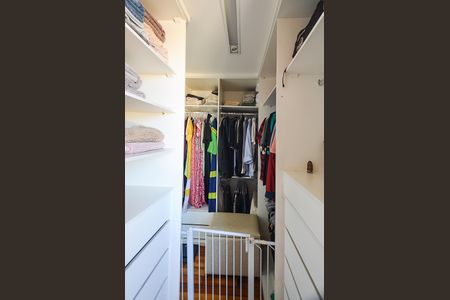 Apartamento à venda com 190m², 3 quartos e 4 vagasCloset Suíte