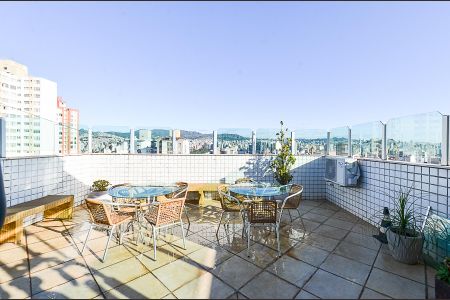 Apartamento à venda com 190m², 3 quartos e 4 vagasÁrea Cobertura