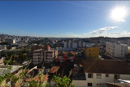 Apartamento à venda com 190m², 3 quartos e 4 vagasVista