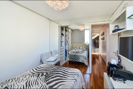 Apartamento à venda com 190m², 3 quartos e 4 vagasQuarto 1