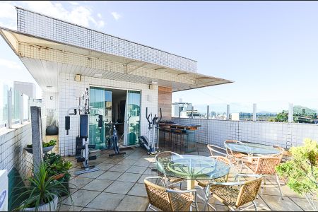Apartamento à venda com 190m², 3 quartos e 4 vagasÁrea Cobertura