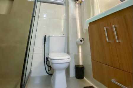 Banheiro  de apartamento para alugar com 1 quarto, 40m² em Centro, Rio de Janeiro
