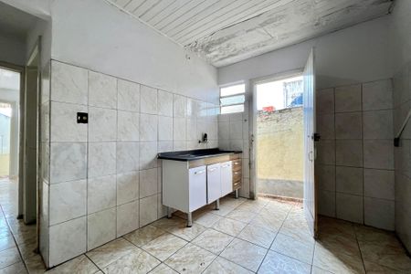 Casa para alugar com 60m², 2 quartos e sem vaga Casa para alugar com 60m², 2 quartos e sem vagaCozinha